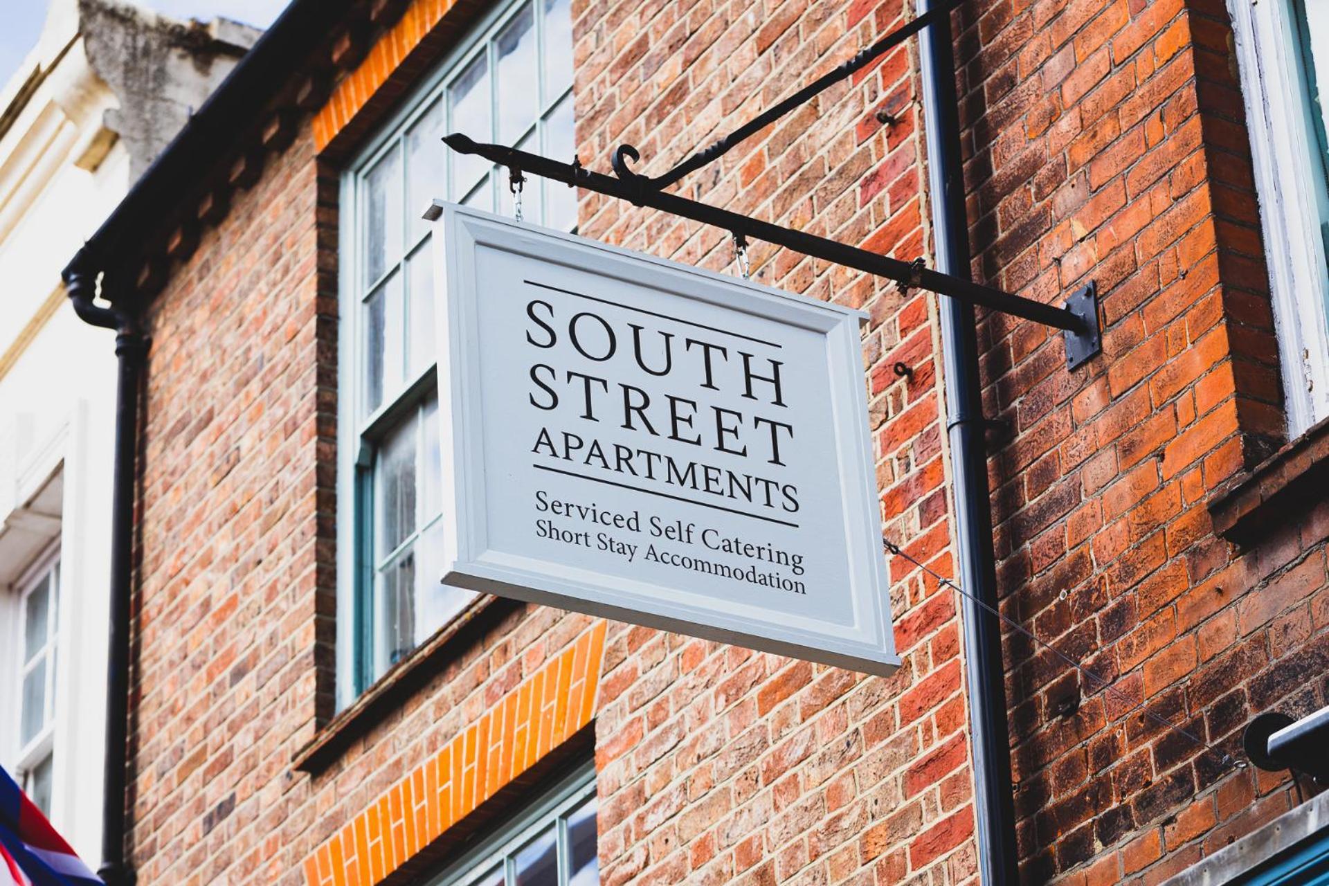 South Street Apartments Chichester Exteriör bild